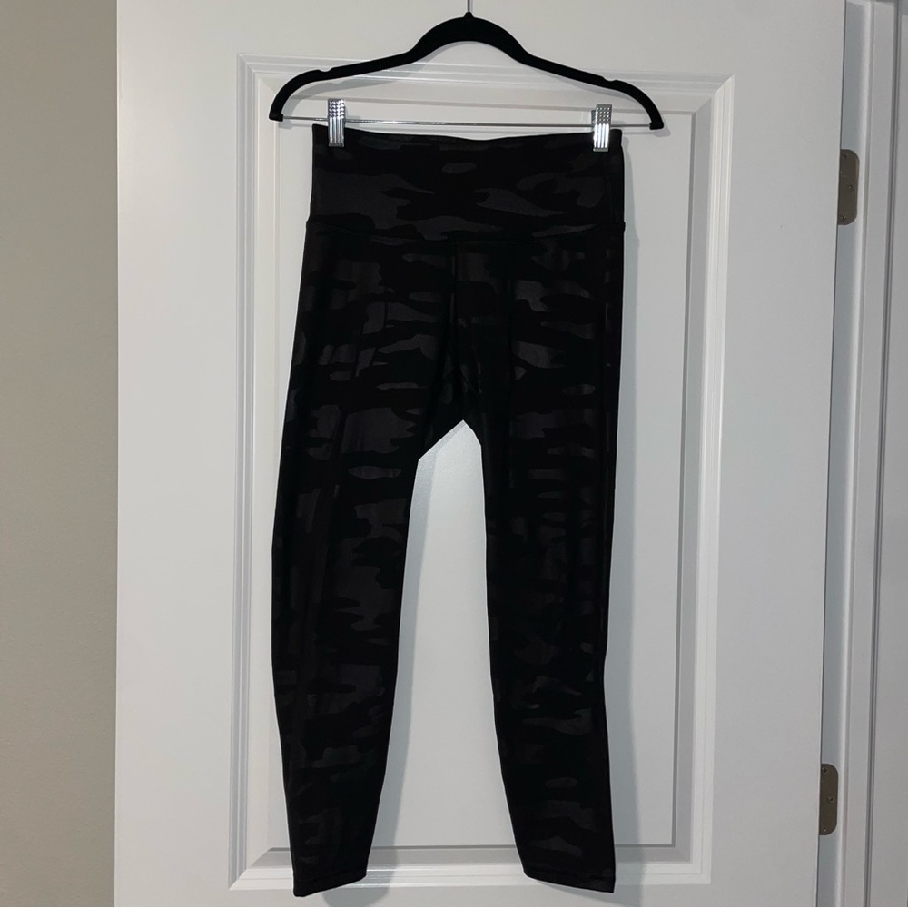 Faux leather camo leggings